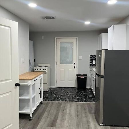Cozy 1 Bed Close To Downtown Хьюстон Экстерьер фото