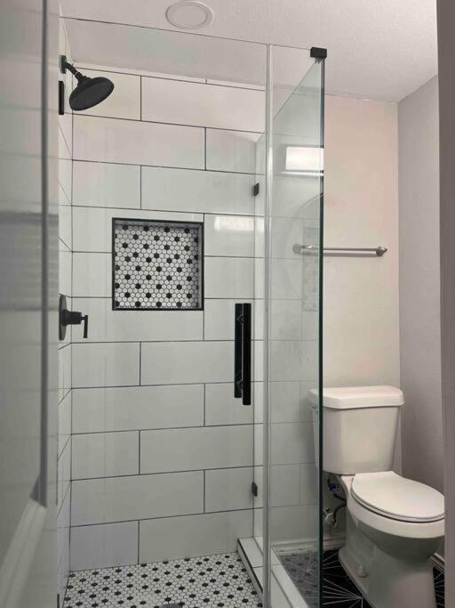 Cozy 1 Bed Close To Downtown Хьюстон Экстерьер фото